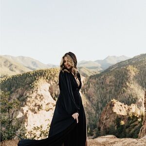 Elegant Black Maxi Dress